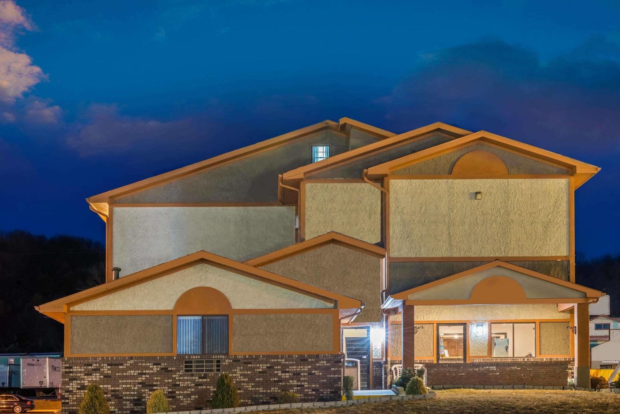Super 8 By Wyndham Bedford Ξενοδοχείο Εξωτερικό φωτογραφία